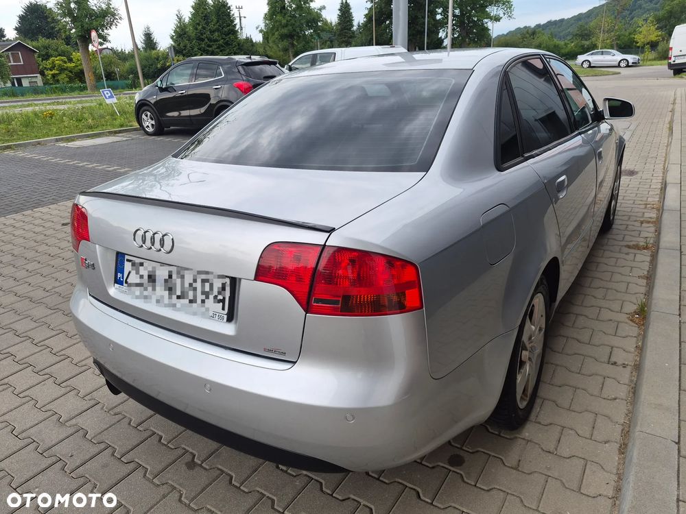Audi A4 Limousine 1.6 - 10