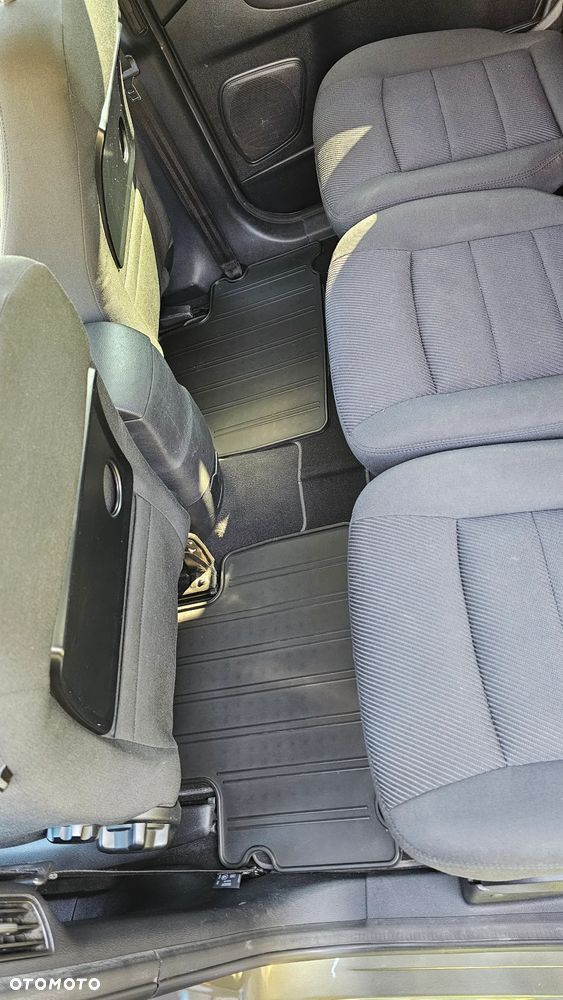 Ford S-Max 2.0 TDCi DPF Titanium - 36