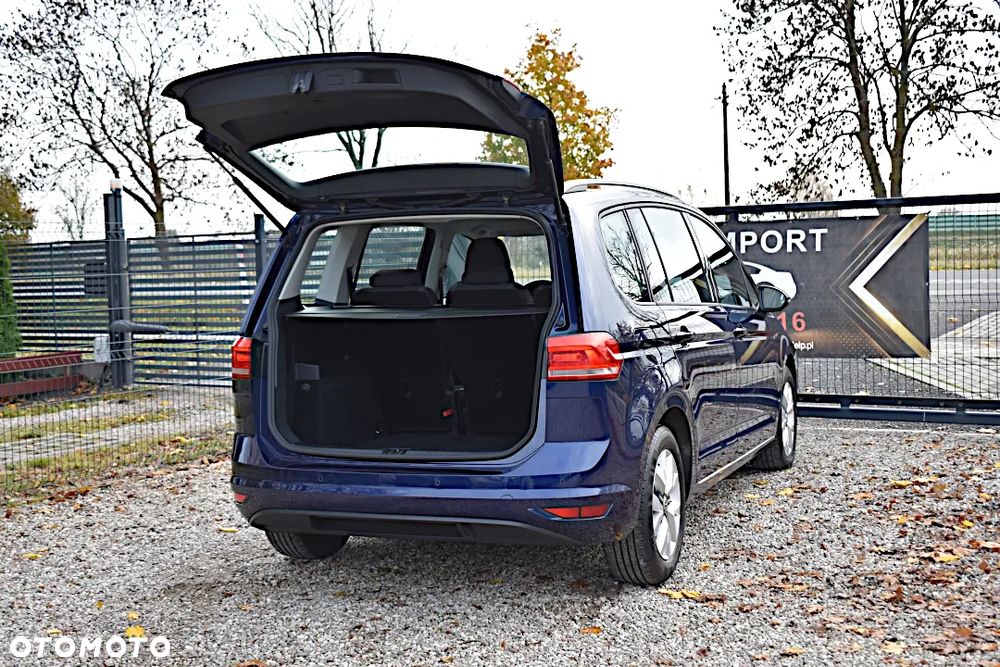 Volkswagen Touran 1.6 TDI BMT Comfortline - 16
