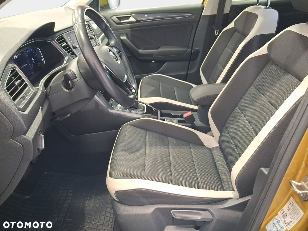 Volkswagen T-Roc - 10