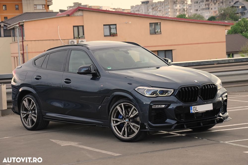 BMW X6 M M50i - 11