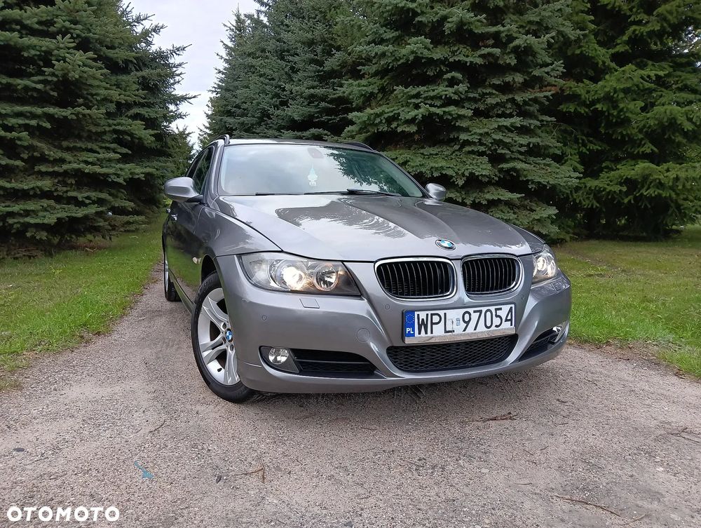 BMW Seria 3 318d DPF Touring - 2