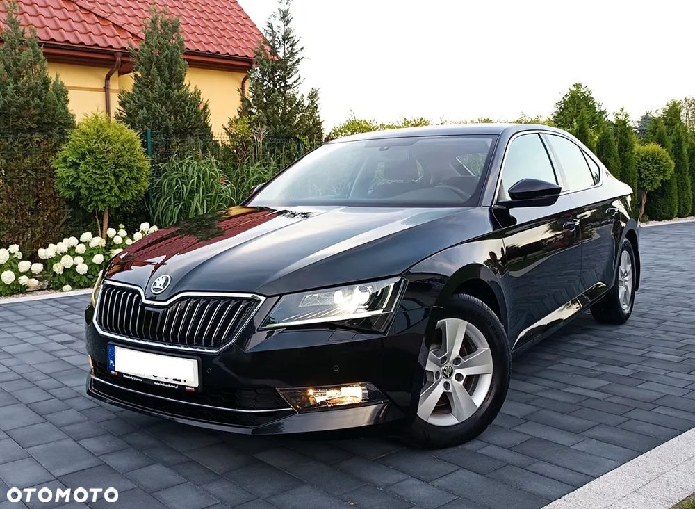 Skoda Superb ver-2-0-tdi-ambition - 2