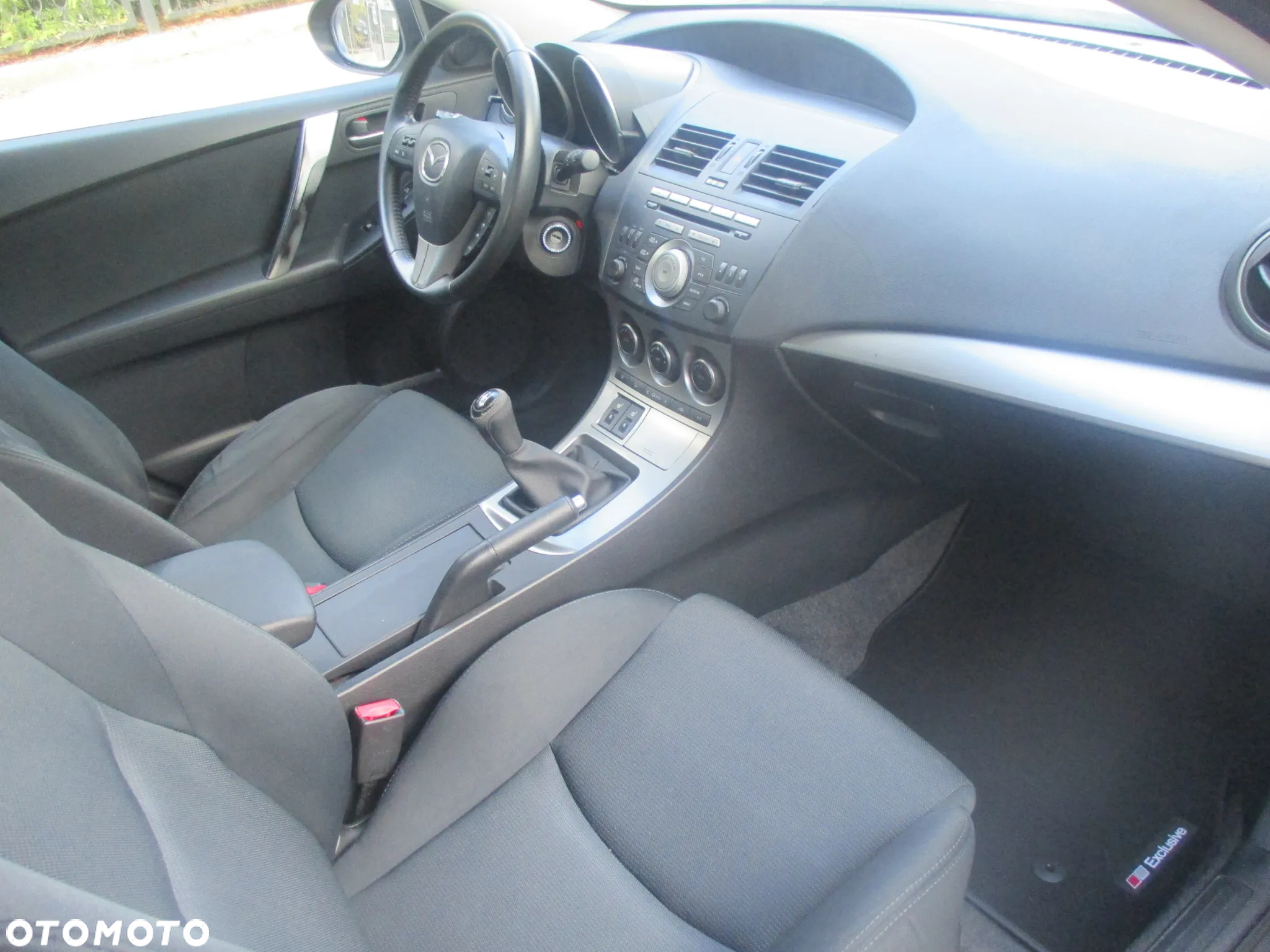 Mazda 3 1.6 Exclusive - 25