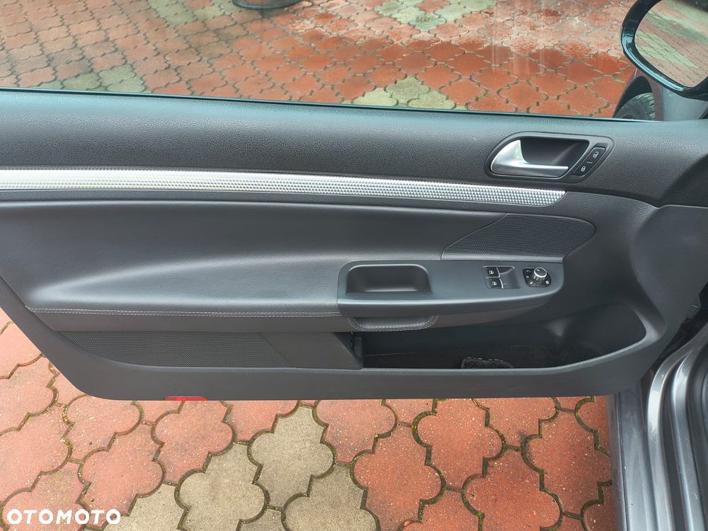 Volkswagen Golf R32 4Motion DSG - 20