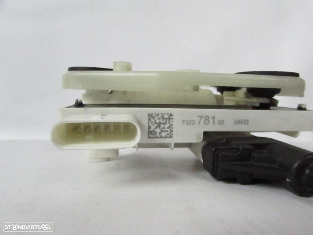 Fecho da porta Esquerdo/Frente Seminovo/ Original BMW X5 (F15, F85)/BMW X6 (F16,... - 3