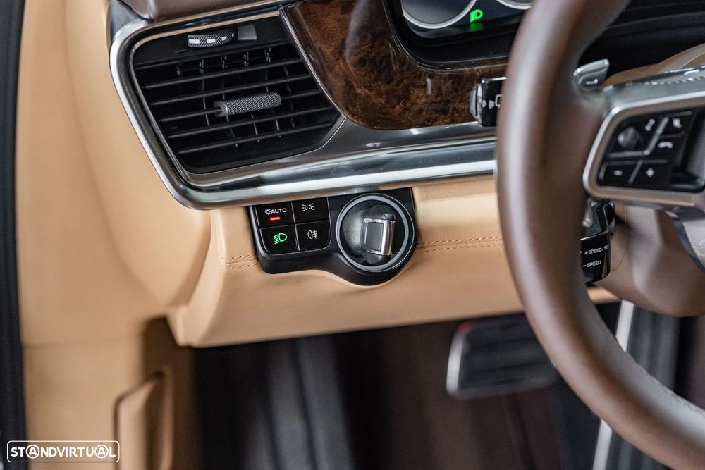 Porsche Panamera Turbo S E-Hybrid - 15