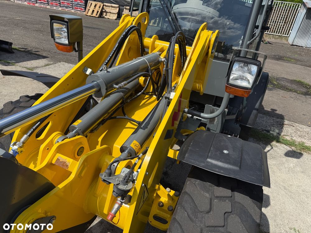 Wacker Neuson Ładowarka WL52 - 10