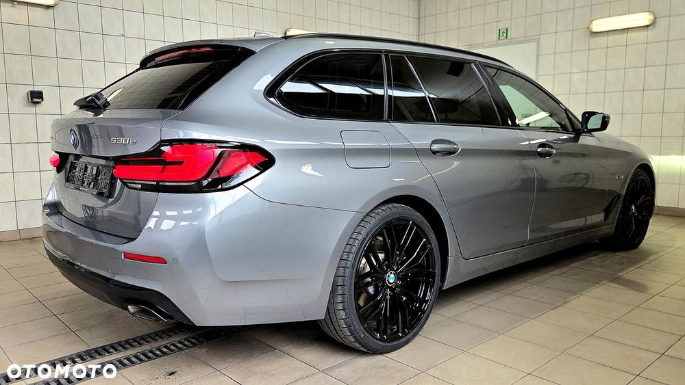 BMW Seria 5 530e xDrive M Sport sport - 5