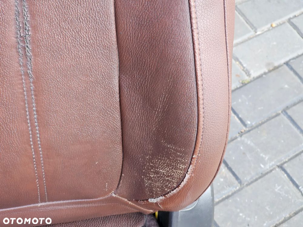 FOTELE PRZEDNIE FOTELE TYLNE  BOCZKI DRZWI SKÓRZANE RUDE BRĄZOWE OPEL ANTARA EUROPA PODGRZEWANE - 9