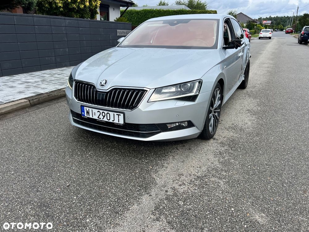 Skoda Superb 2.0 TDI SCR 4x4 L&K DSG - 3