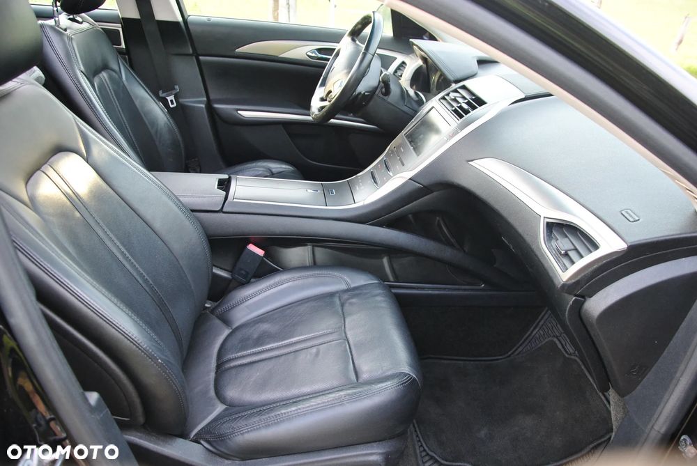 Lincoln MKZ - 6