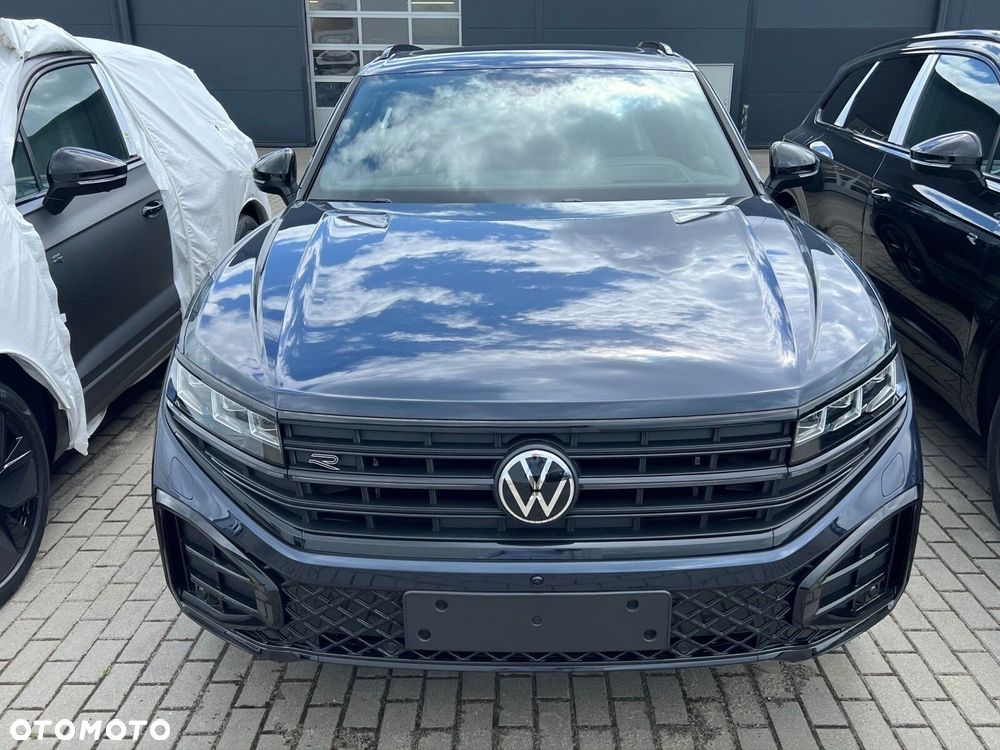 Volkswagen Touareg 3.0 V6 TDI 4Motion R-Line Final Edition - 3