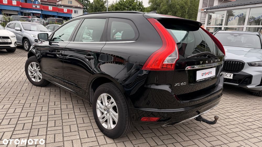 Volvo XC 60 D4 Momentum - 5