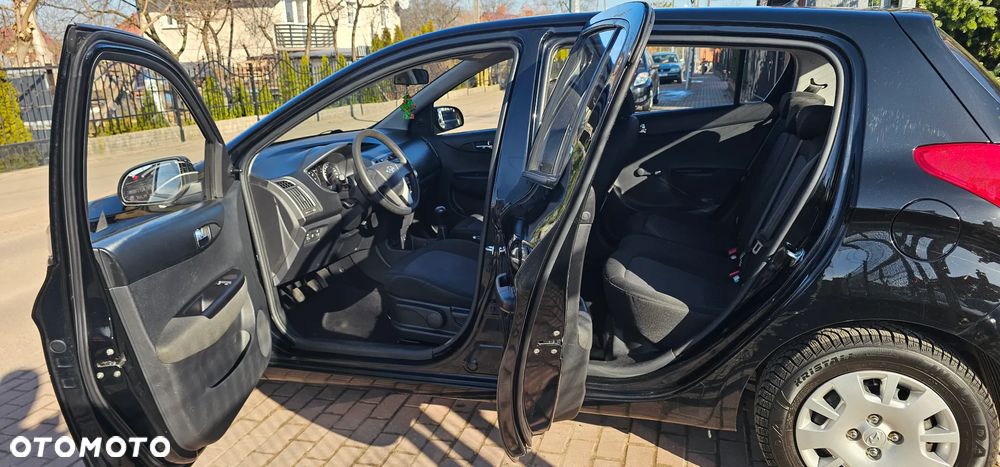 Hyundai i20 1.25 Comfort - 13