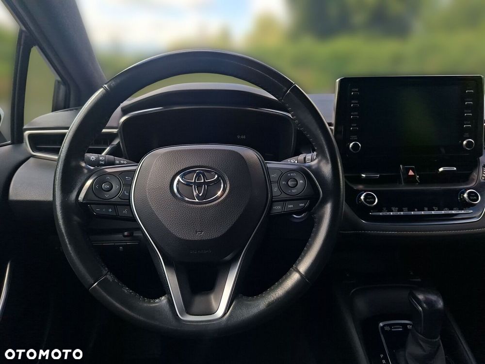 Toyota Corolla - 16
