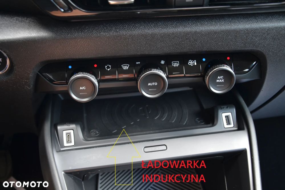 Citroën C4 PureTech 130 Stop&Start EAT8 SHINE - 18