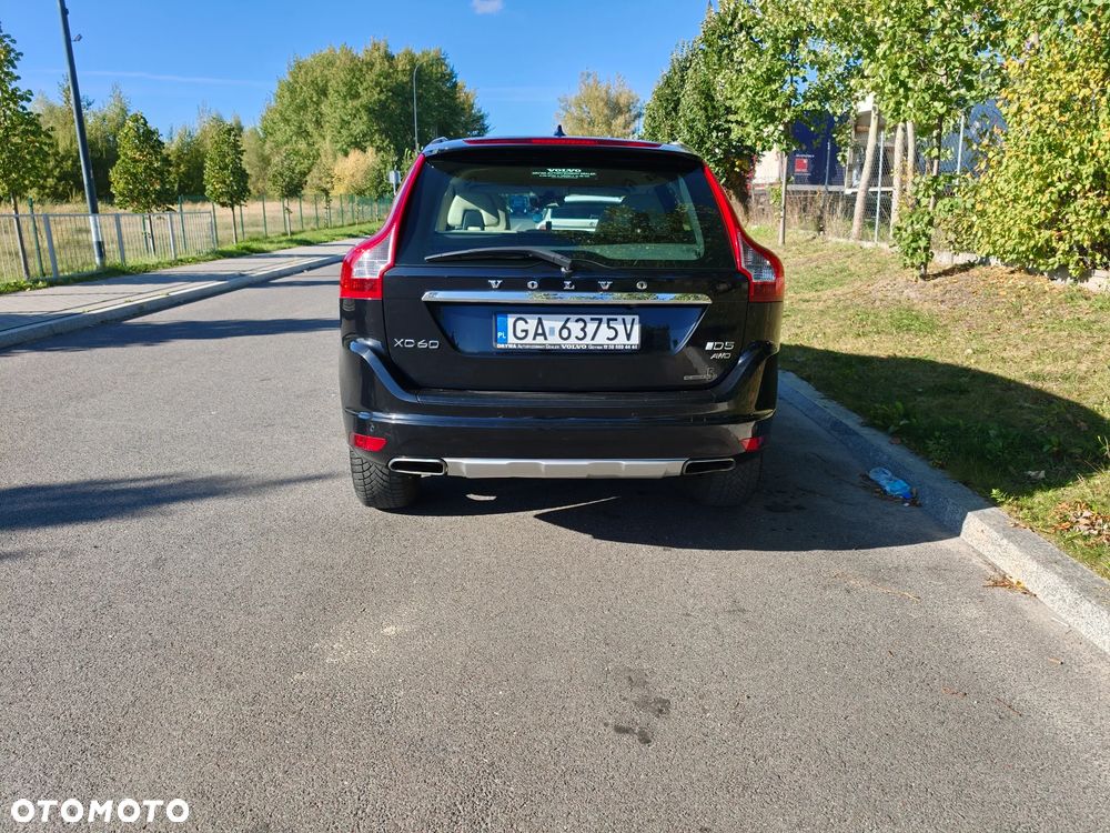 Volvo XC 60 D5 AWD Summum - 10