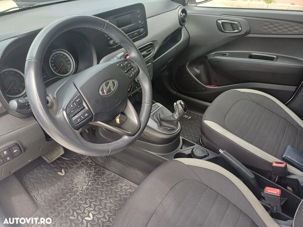 Hyundai i10 1.0 l 67 CP AMT Comfort+ - 1