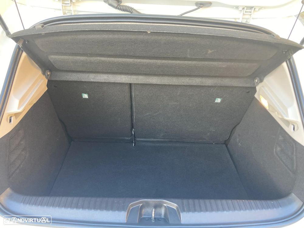 Renault Clio 1.0 TCe Evolution - 24