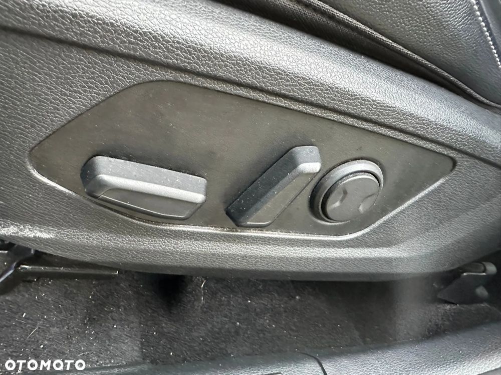 Kia Sportage 1.6 T-GDI Anniversary 2WD - 22