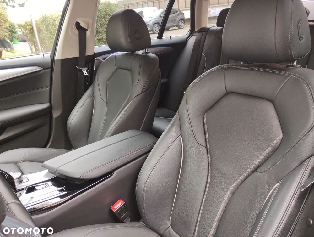 BMW Seria 5 520d - 21