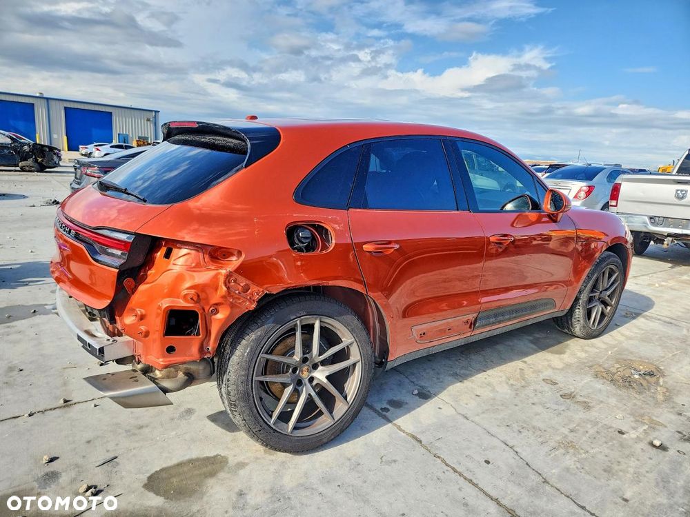 Porsche Macan - 4