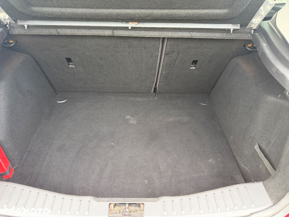 Ford Focus 1.6 TDCi DPF Titanium - 28