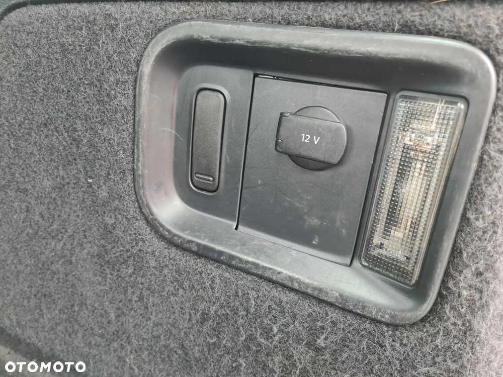 Volkswagen Sharan 2.0 TDI 4Motion BlueMotion Technology Comfortline - 13