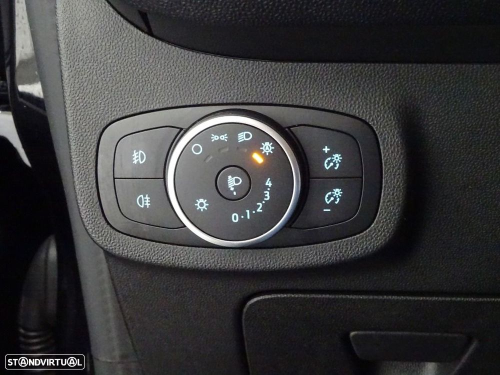 Ford Fiesta 1.1 Ti-VCT Business - 11