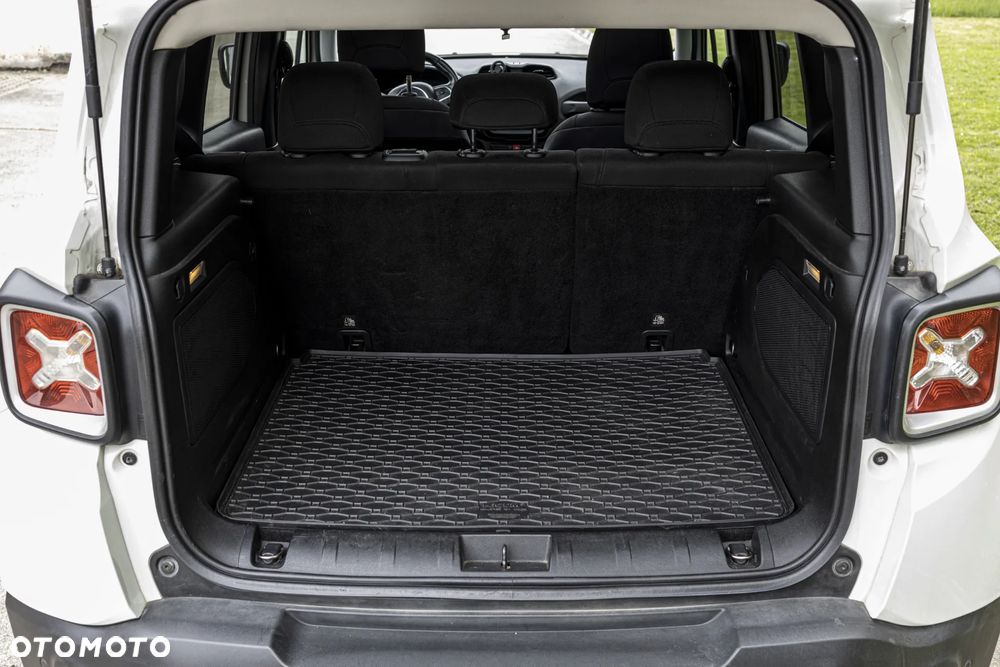 Jeep Renegade 2.0 MultiJet Limited 4WD S&S - 9