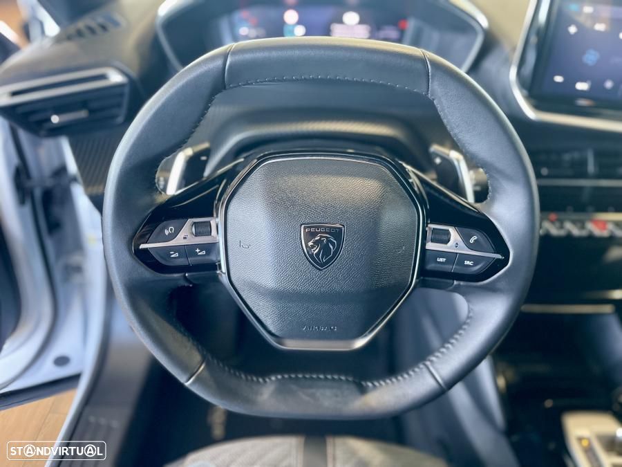 Peugeot 2008 1.2 Hybrid Allure e-DCS6 - 12