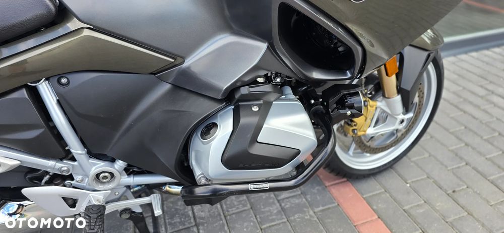 BMW R - 12