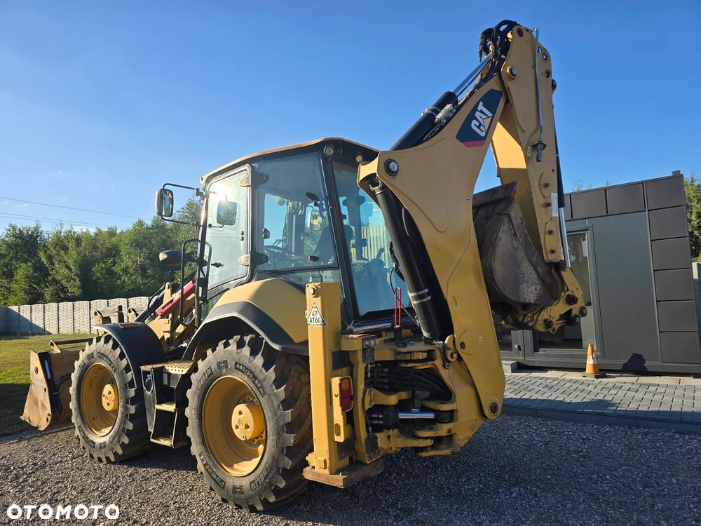 Caterpillar - 7
