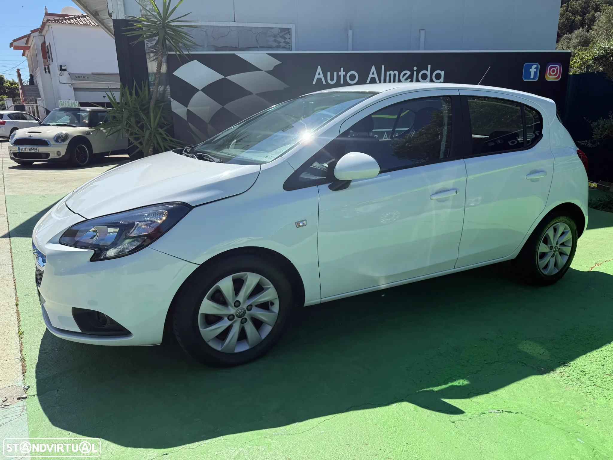 Opel Corsa 1.4 Innovation Easytronic - 2