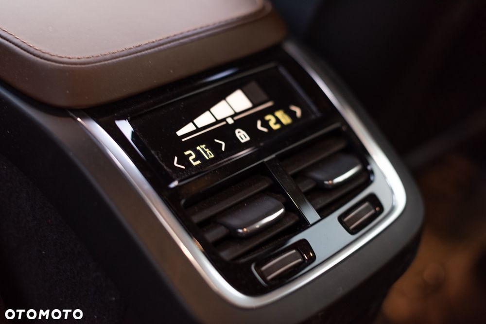 Volvo XC 90 D5 AWD Inscription - 11