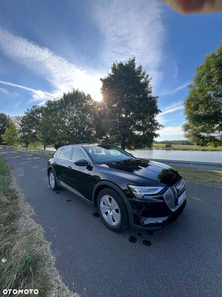 Audi e-tron 50 Quattro - 8