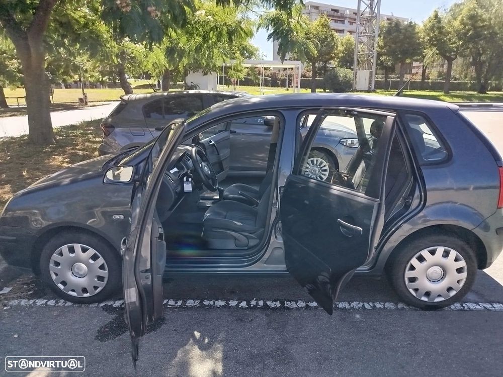 VW Polo 1.2 - 5