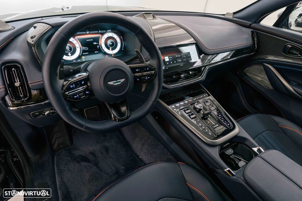Aston Martin DBX 707 - 8
