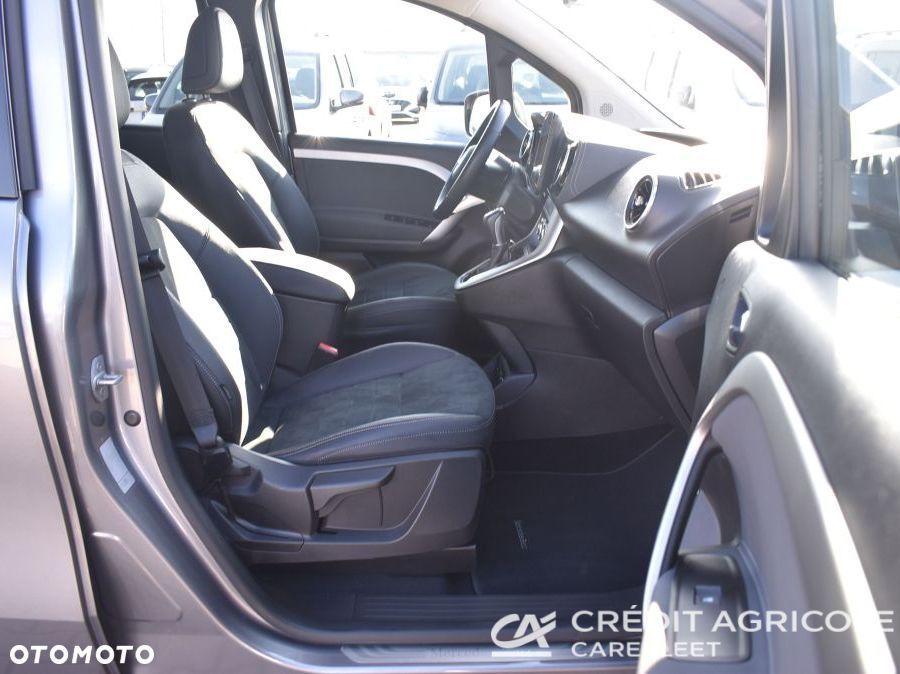 Mercedes-Benz Klasa T 180 d Progressive - 16