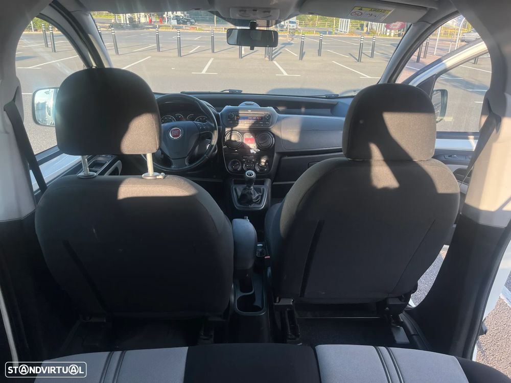 Fiat Qubo 1.4 8V Lounge - 25