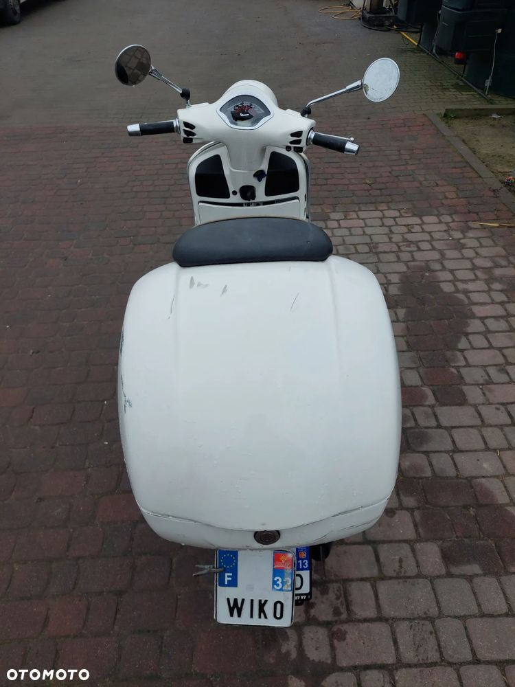 Piaggio Vespa - 5