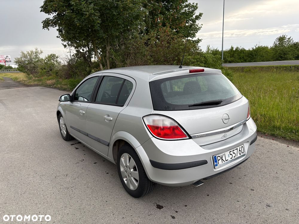Opel Astra 1.6 Sport - 8