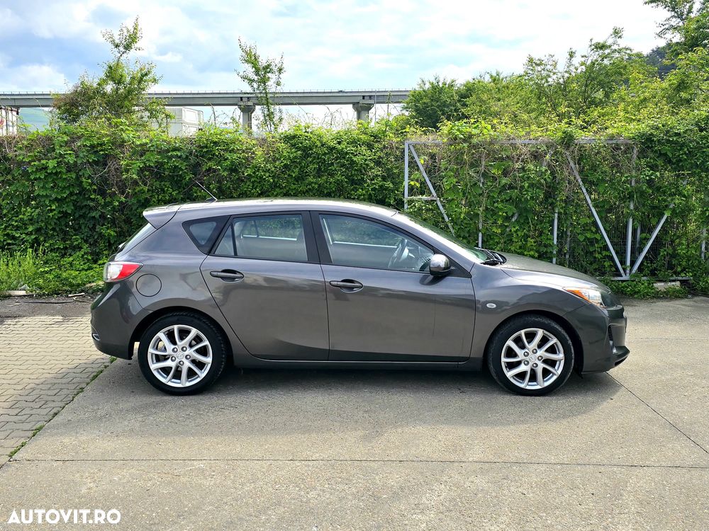 Mazda 3 - 11