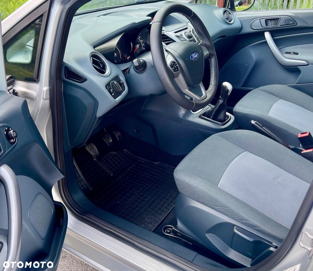 Ford Fiesta 1.25 Titanium - 12