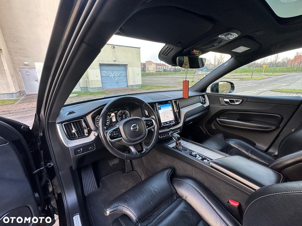 Volvo XC 60 D4 AWD Geartronic Inscription - 32