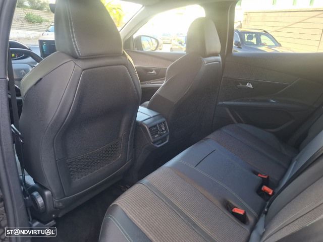 Peugeot 3008 225 e-EAT8 Allure Pack - 36