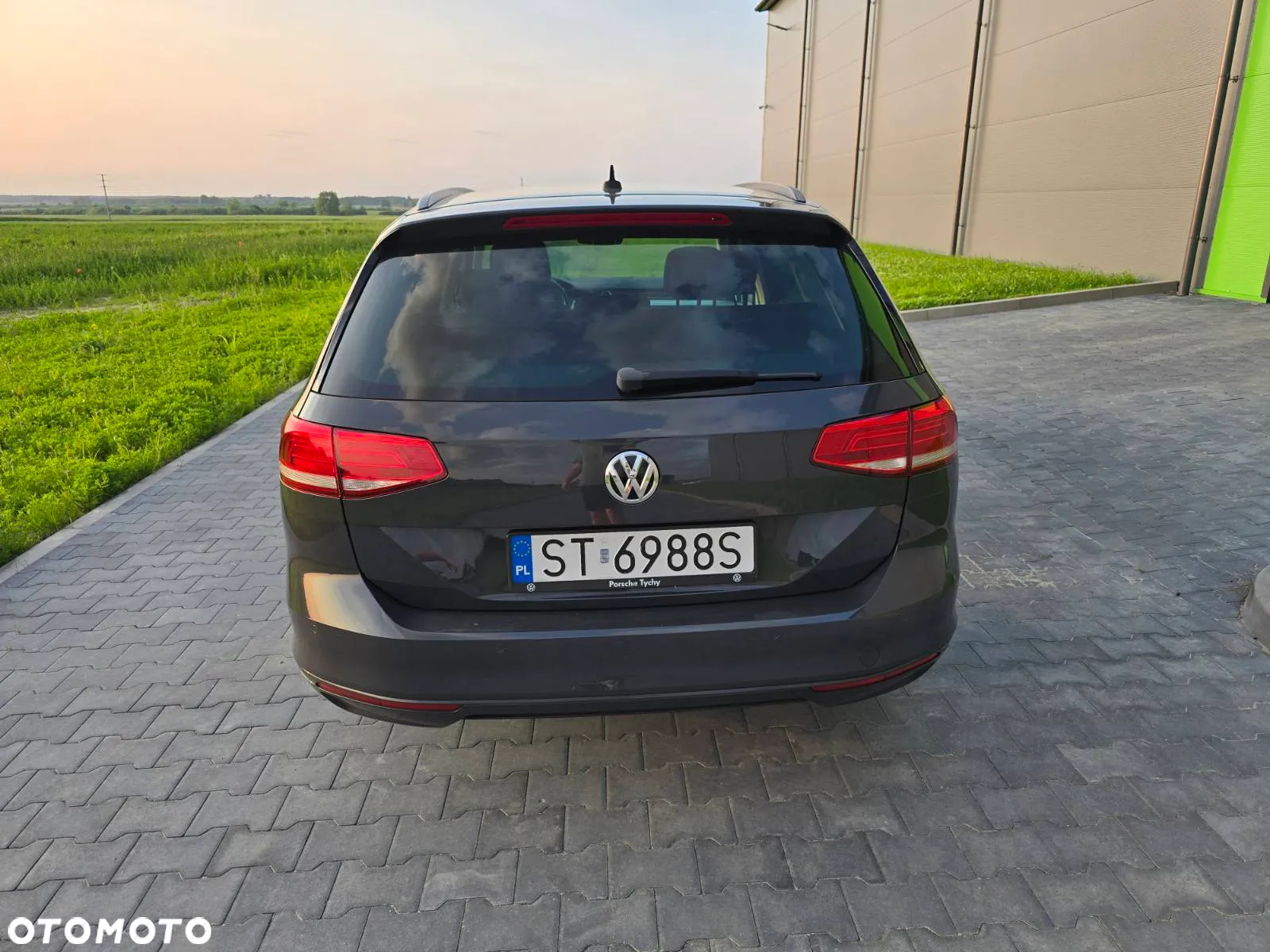 Volkswagen Passat 2.0 TDI BMT Comfortline DSG - 5