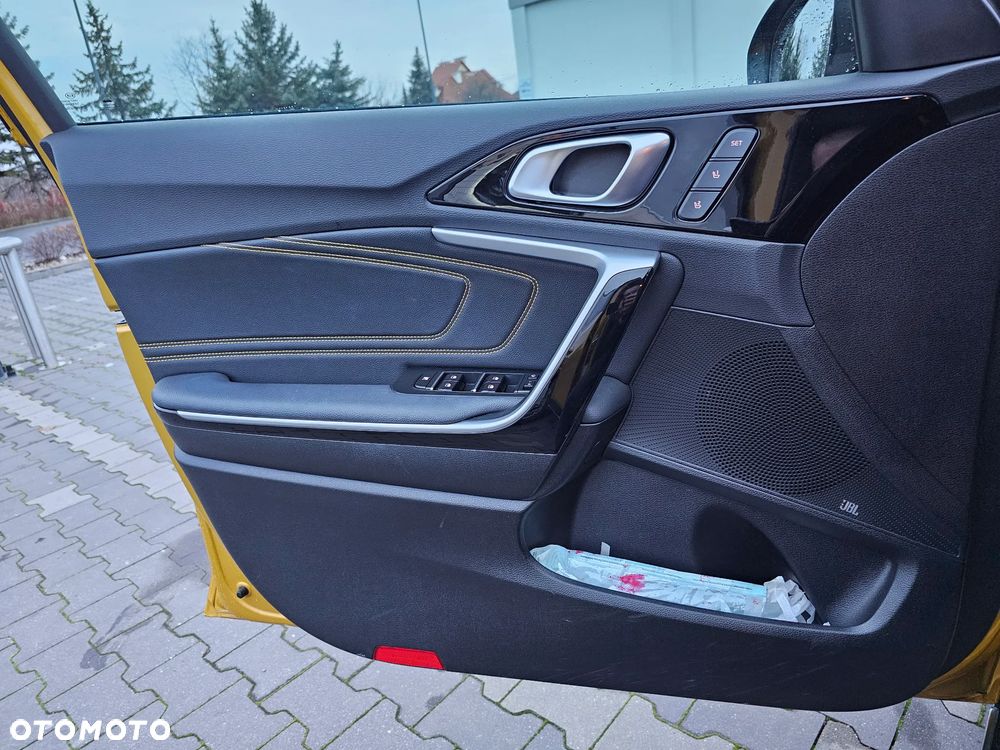 Kia XCeed 1.6 T-GDI XL DCT - 17