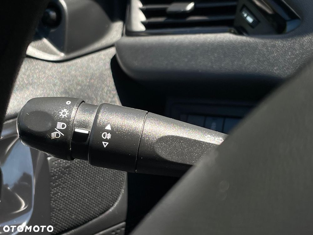 Peugeot 208 68 VTI Active - 28